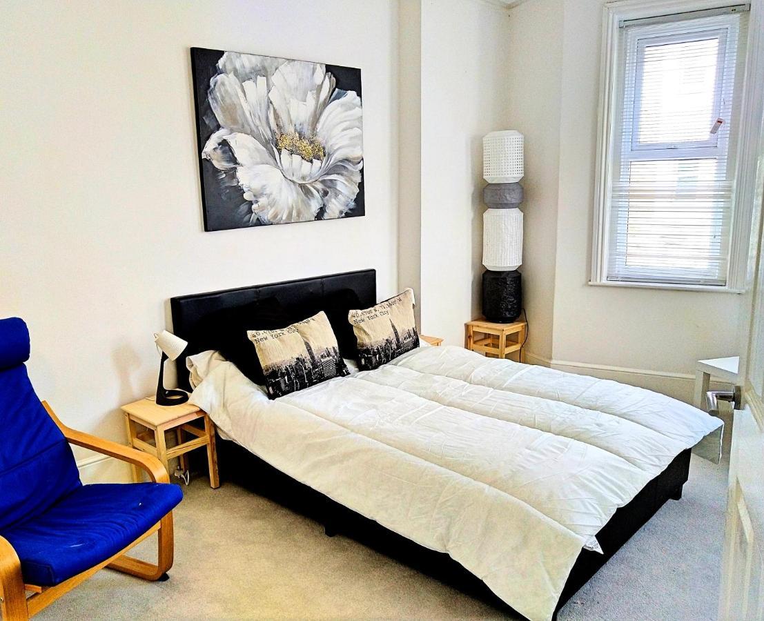 Entire Floor 2 Bedrooms On Westcliff Μπόρνμουθ Εξωτερικό φωτογραφία